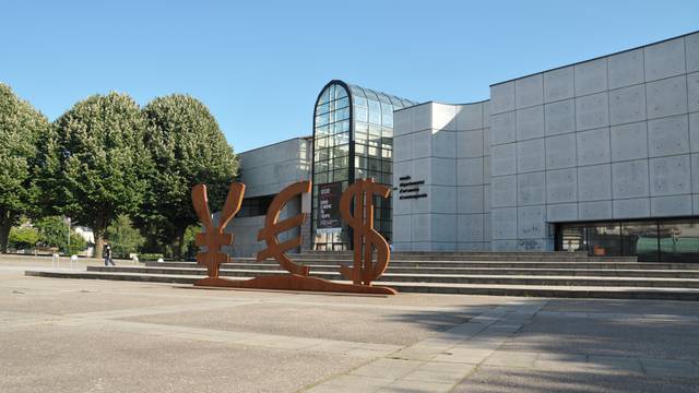 The Museum – Musée Départemental d’Art Ancien et Contemporain