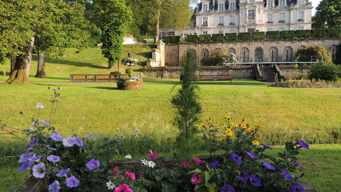 10h – Visite guidée du Château des Brasseurs