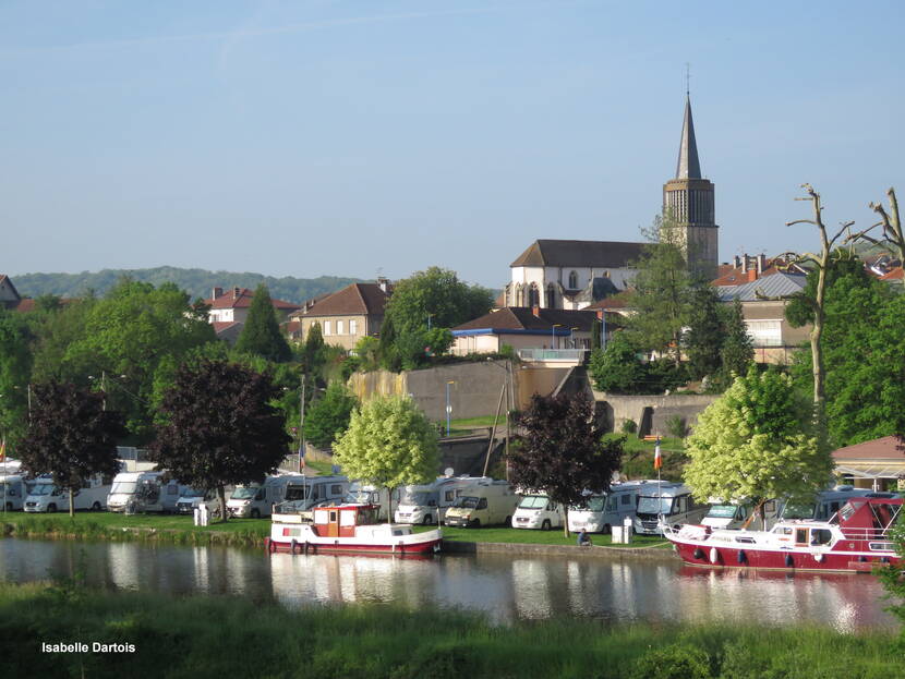 Port Charmes - Aire camping-car Charmes - Été Charmes - Concours photo Charmes