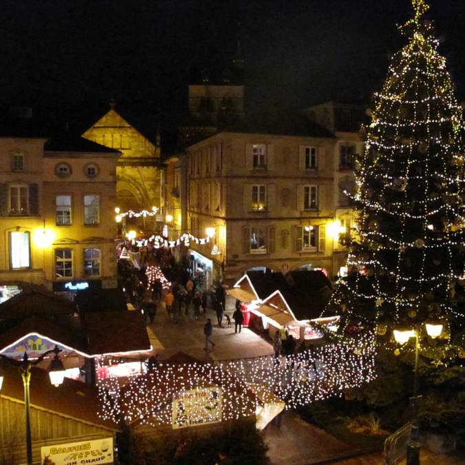 Défilé de la Saint-Nicolas - Chars Saint Nicolas - Village de Saint Nicolas - Saint Nicolas Epinal - Evénement Epinal